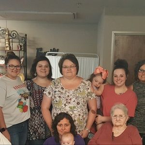 Meet your Posher, Cynthia